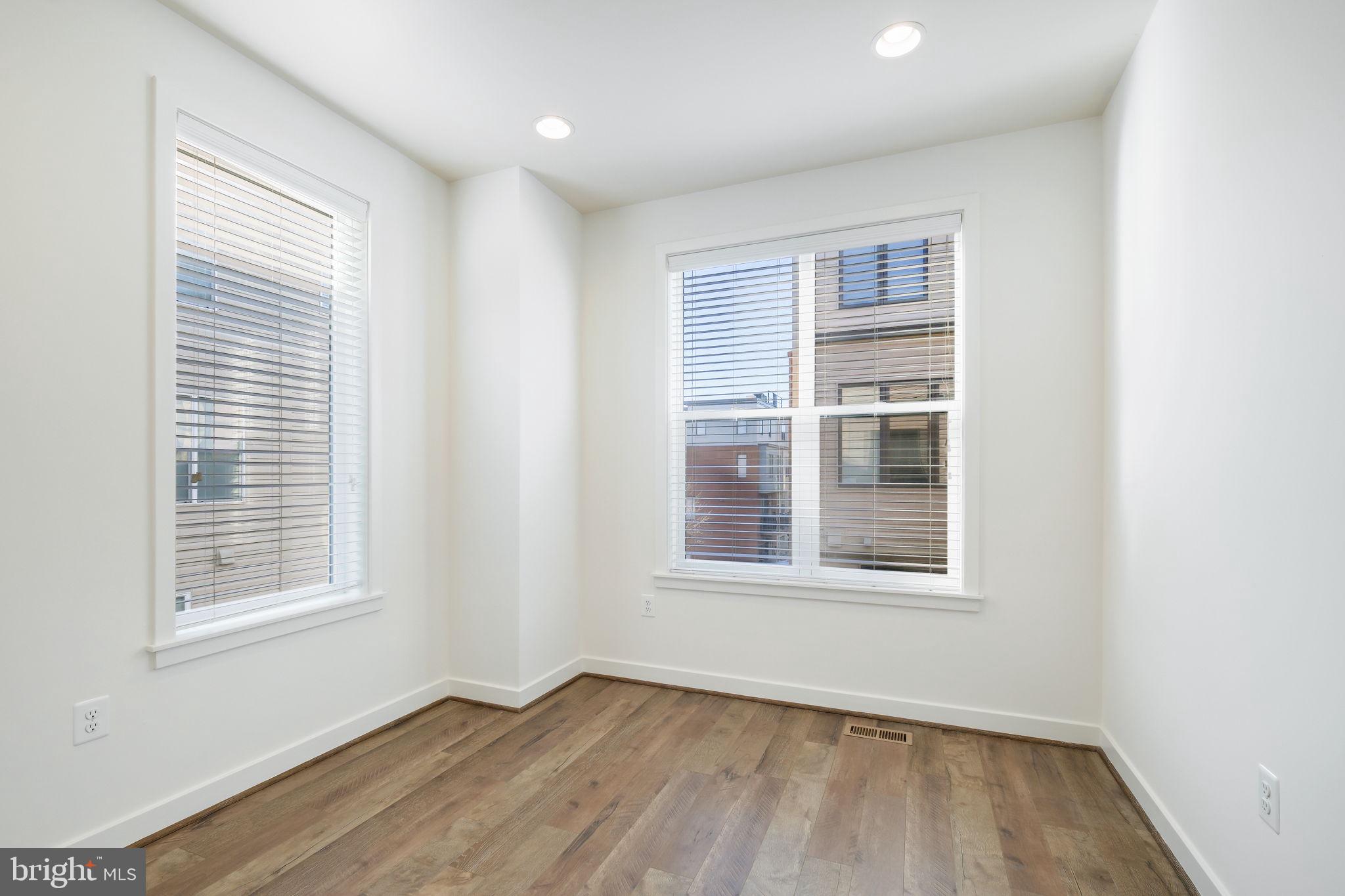 16560 CRABBS BRANCH WAY