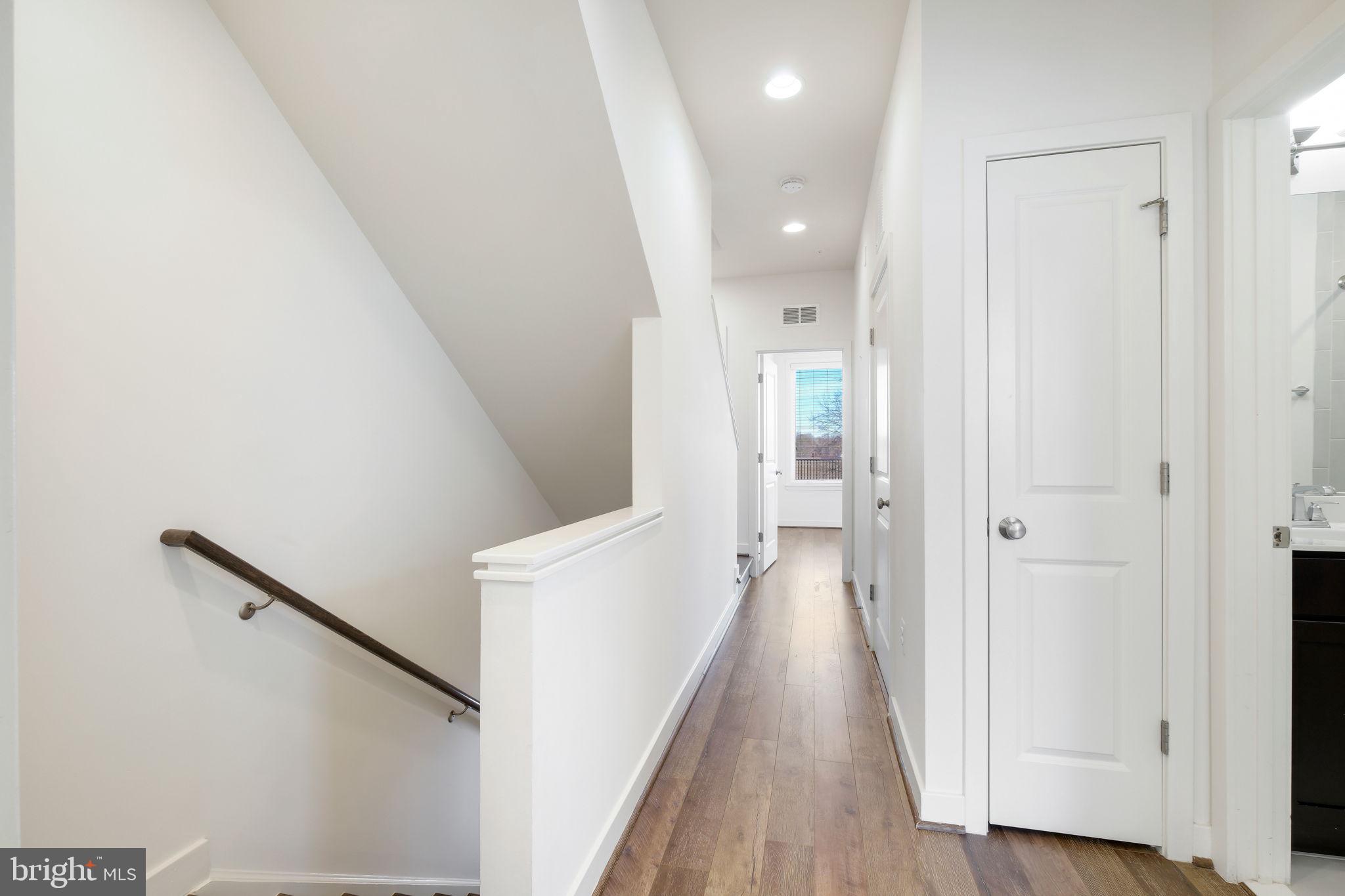 16560 CRABBS BRANCH WAY