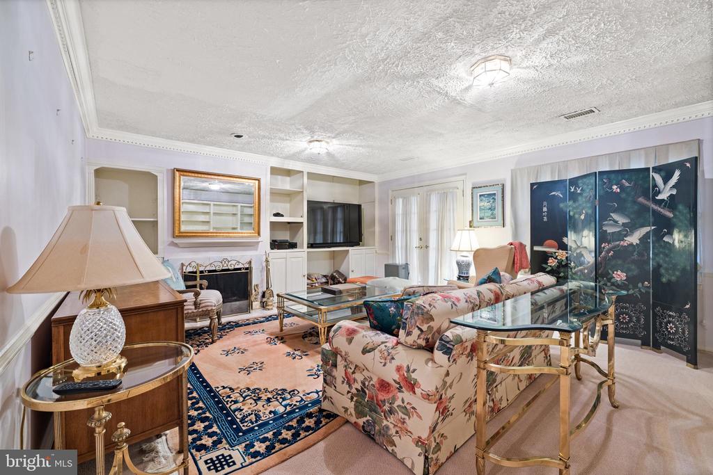 7526 CODDLE HARBOR LANE