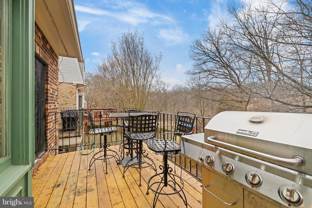 7526 CODDLE HARBOR LANE