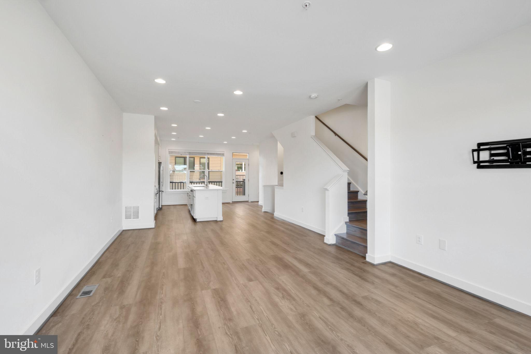 16560 CRABBS BRANCH WAY