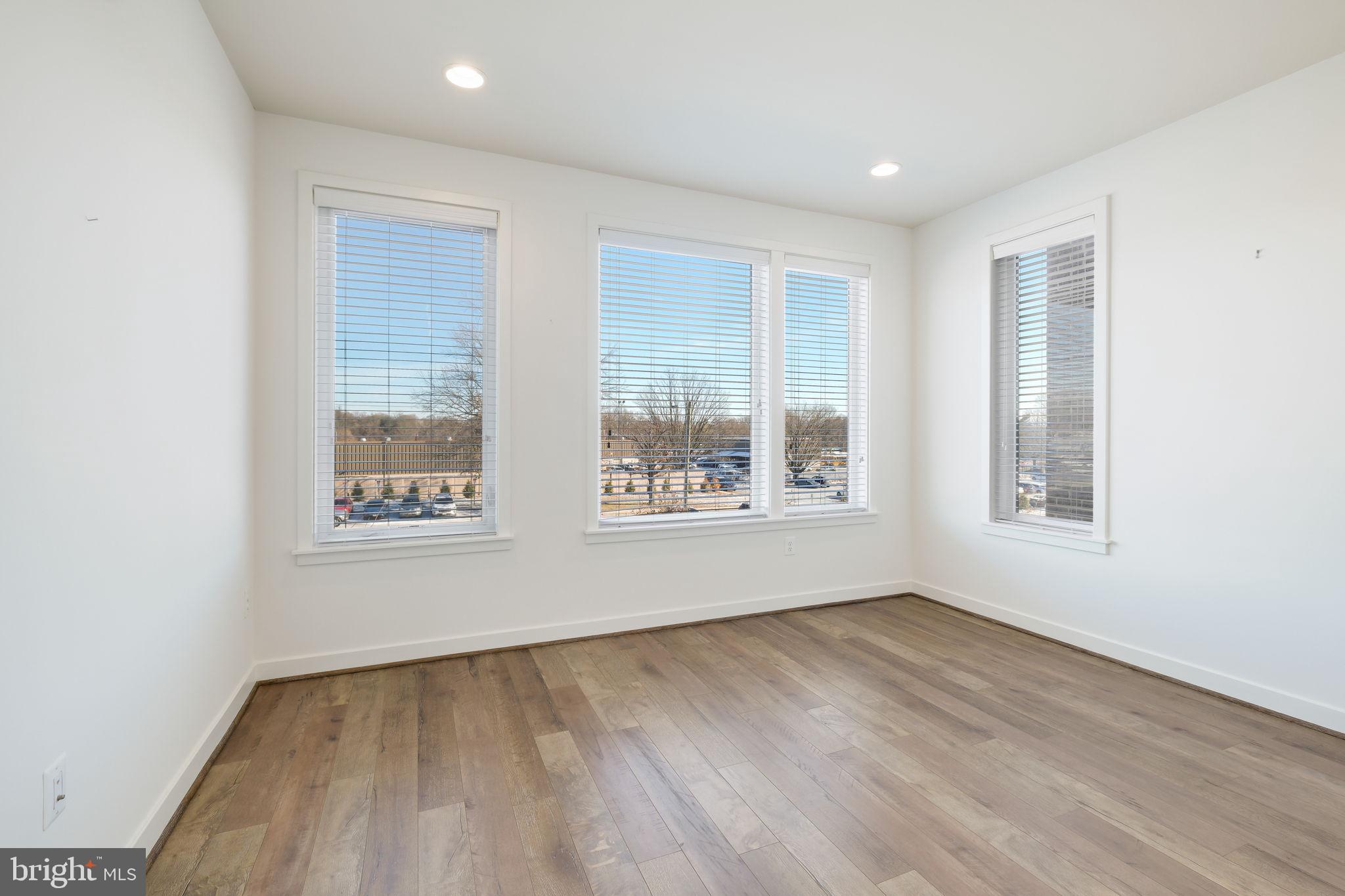 16560 CRABBS BRANCH WAY