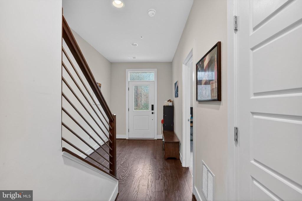 5138 LONGSTONE WAY