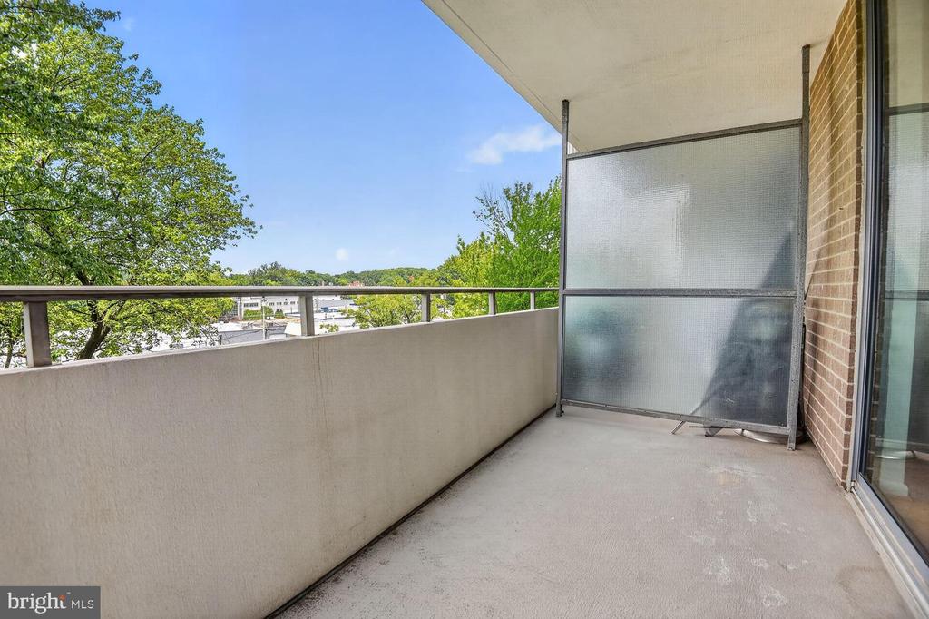 5101 RIVER ROAD Unit: 703