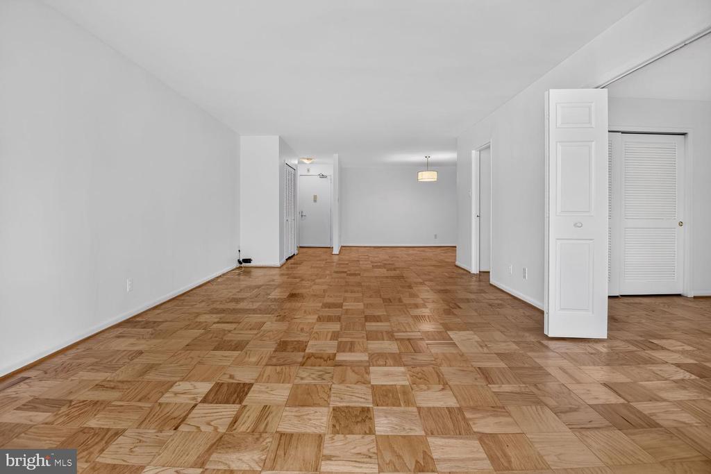 5101 RIVER ROAD Unit: 703
