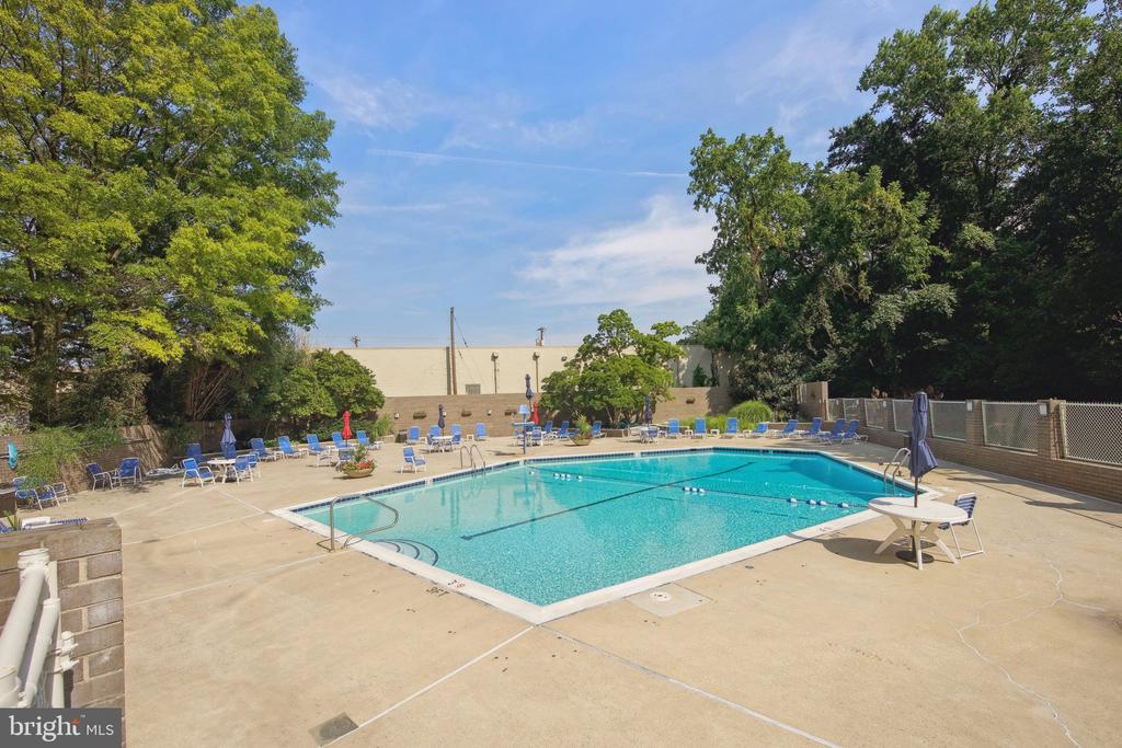 5101 RIVER ROAD Unit: 703