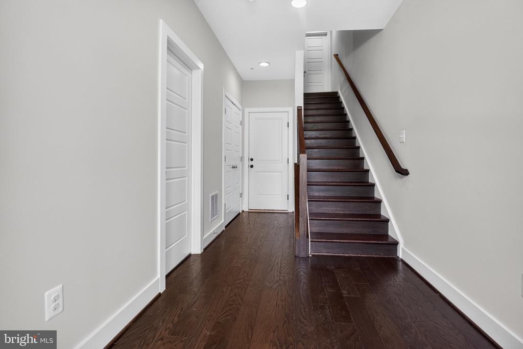 5138 LONGSTONE WAY