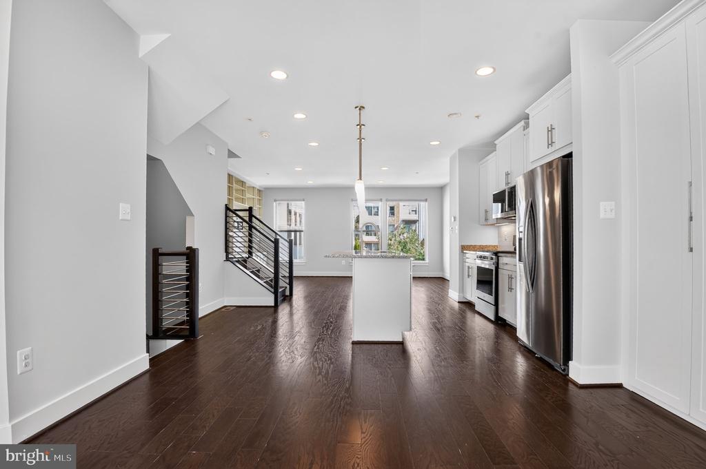 5138 LONGSTONE WAY