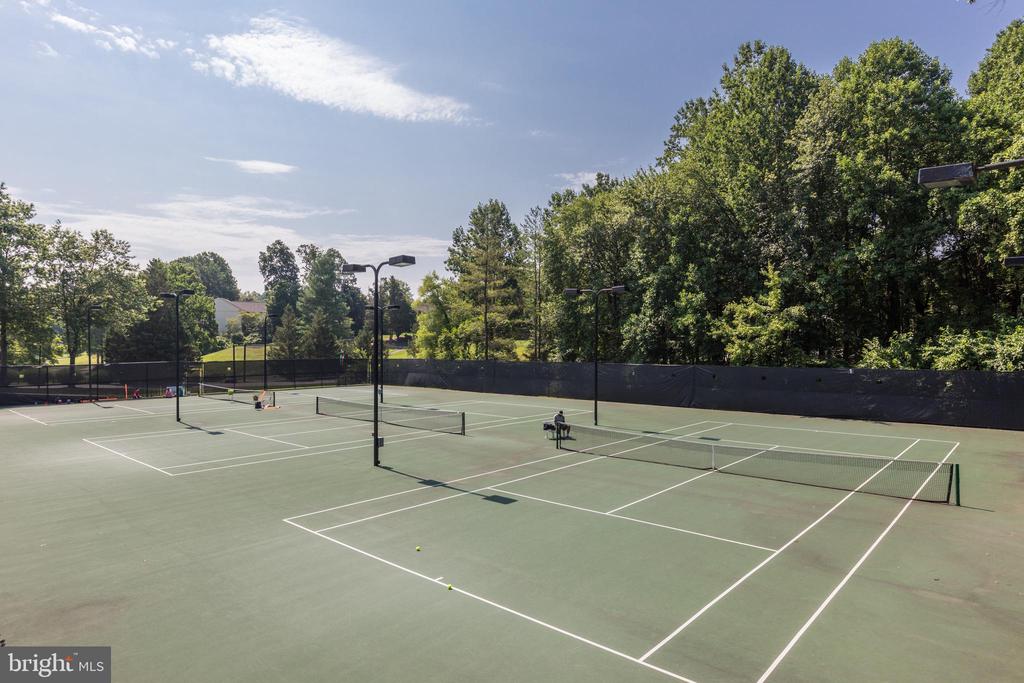 3804 Ridge Knoll Ct #312a