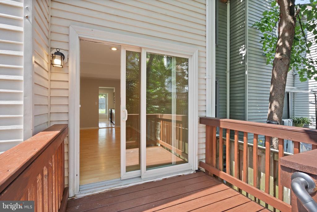 7390 Stream Way