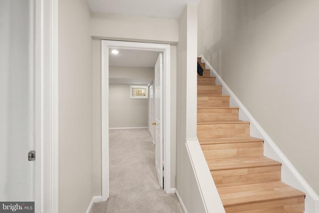 7390 Stream Way