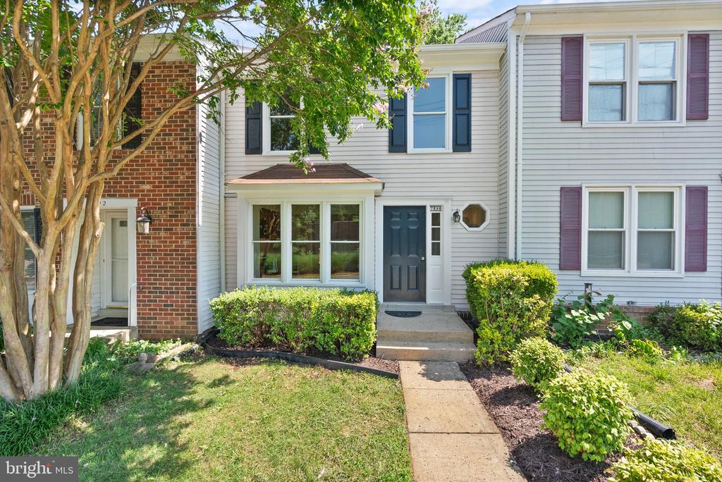 7390 Stream Way