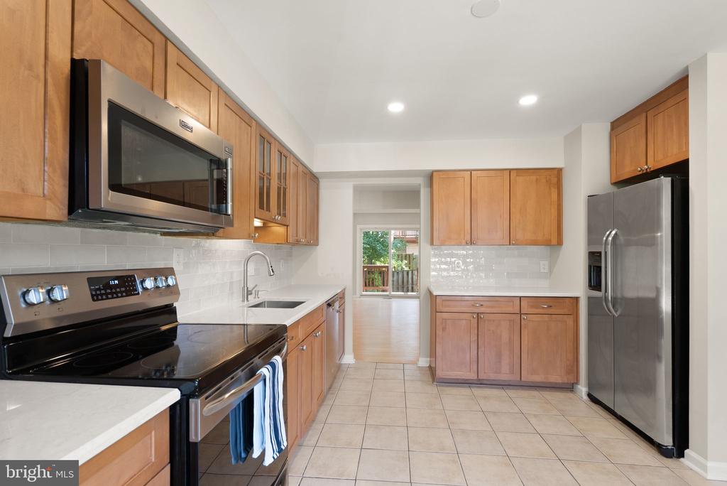7390 Stream Way