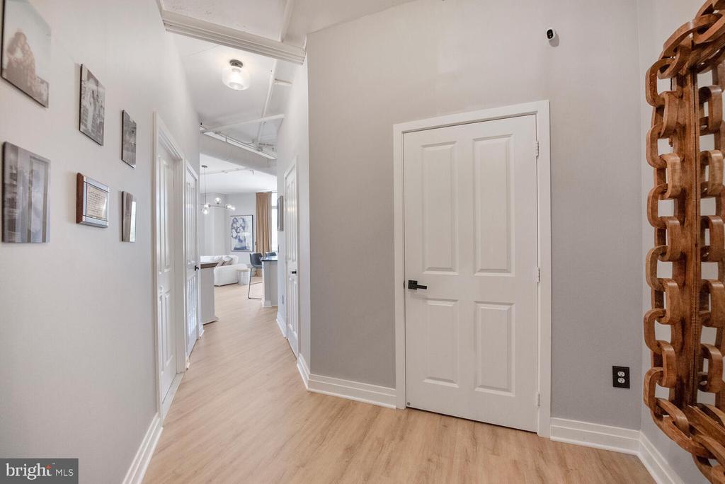 4480 Market Commons Dr #215