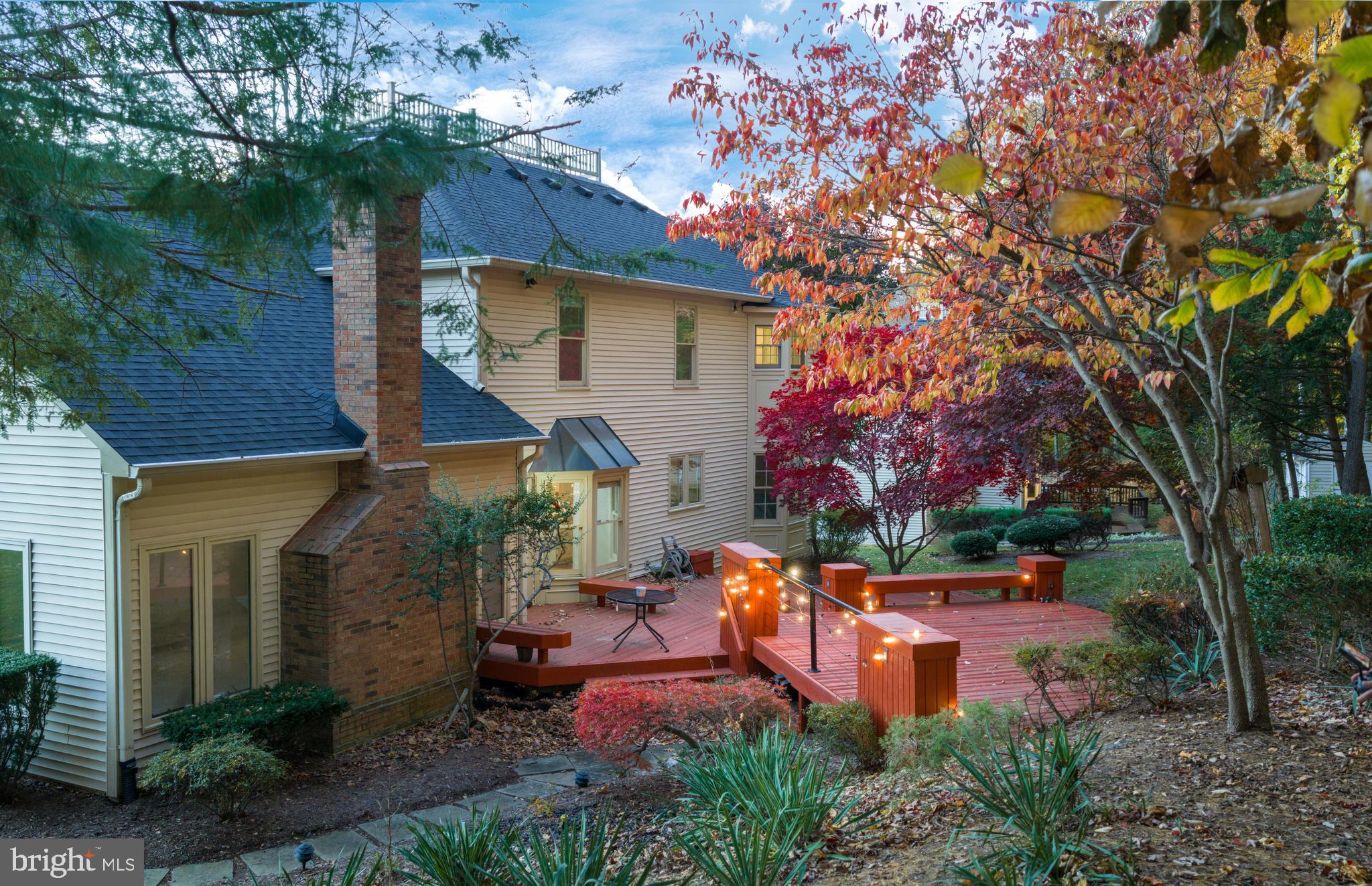 7981 OAK BRIDGE LANE