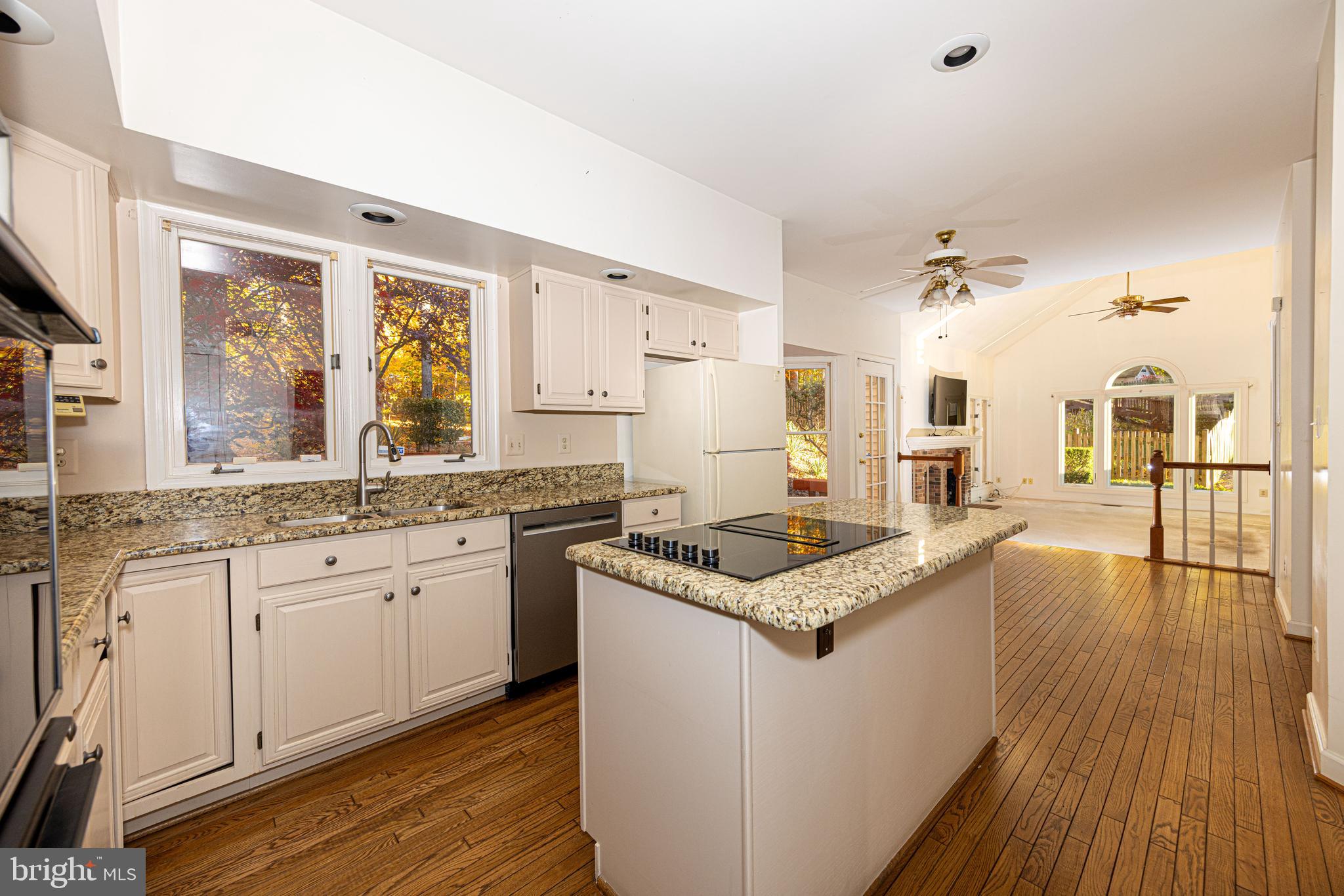 7981 OAK BRIDGE LANE