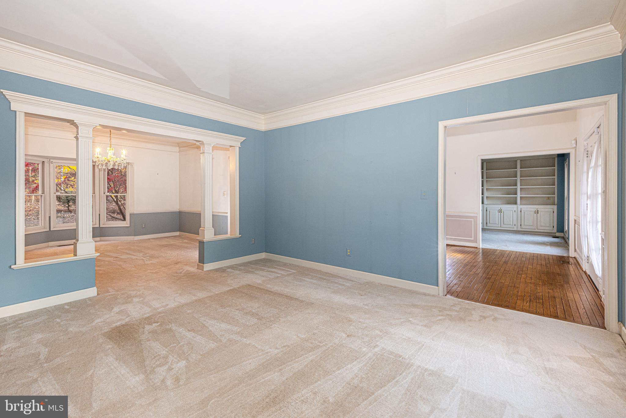 7981 OAK BRIDGE LANE