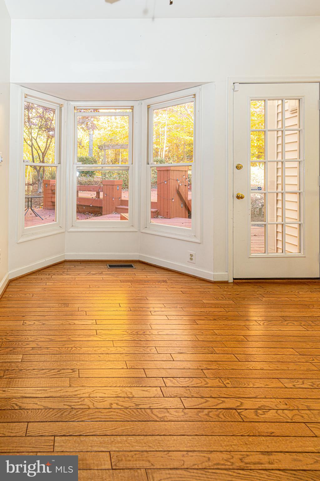 7981 OAK BRIDGE LANE