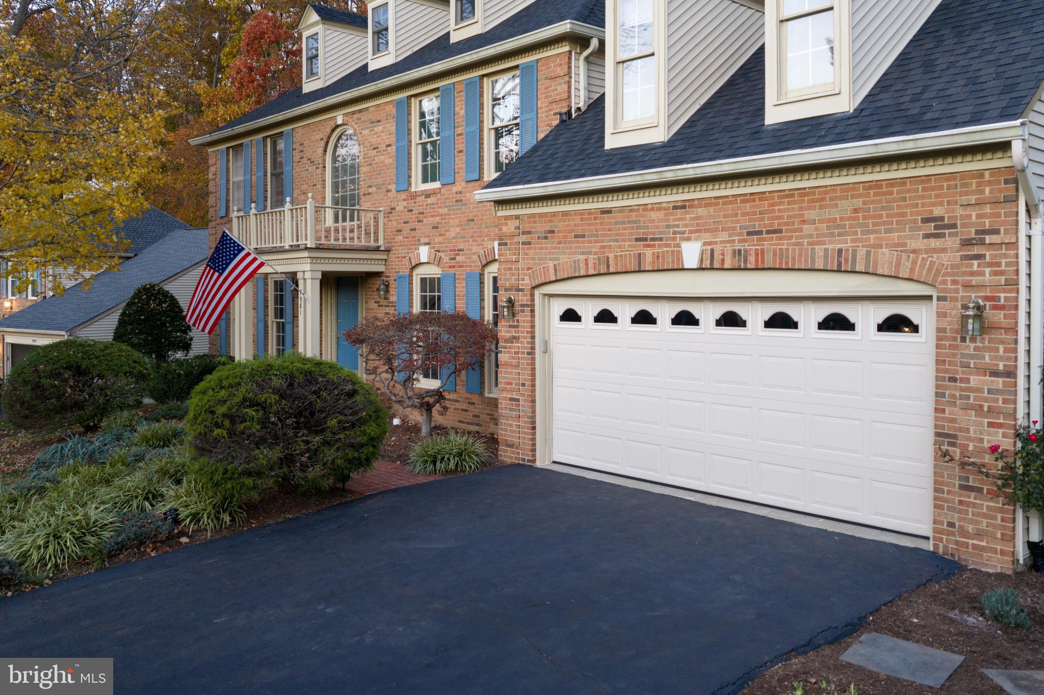 7981 OAK BRIDGE LANE