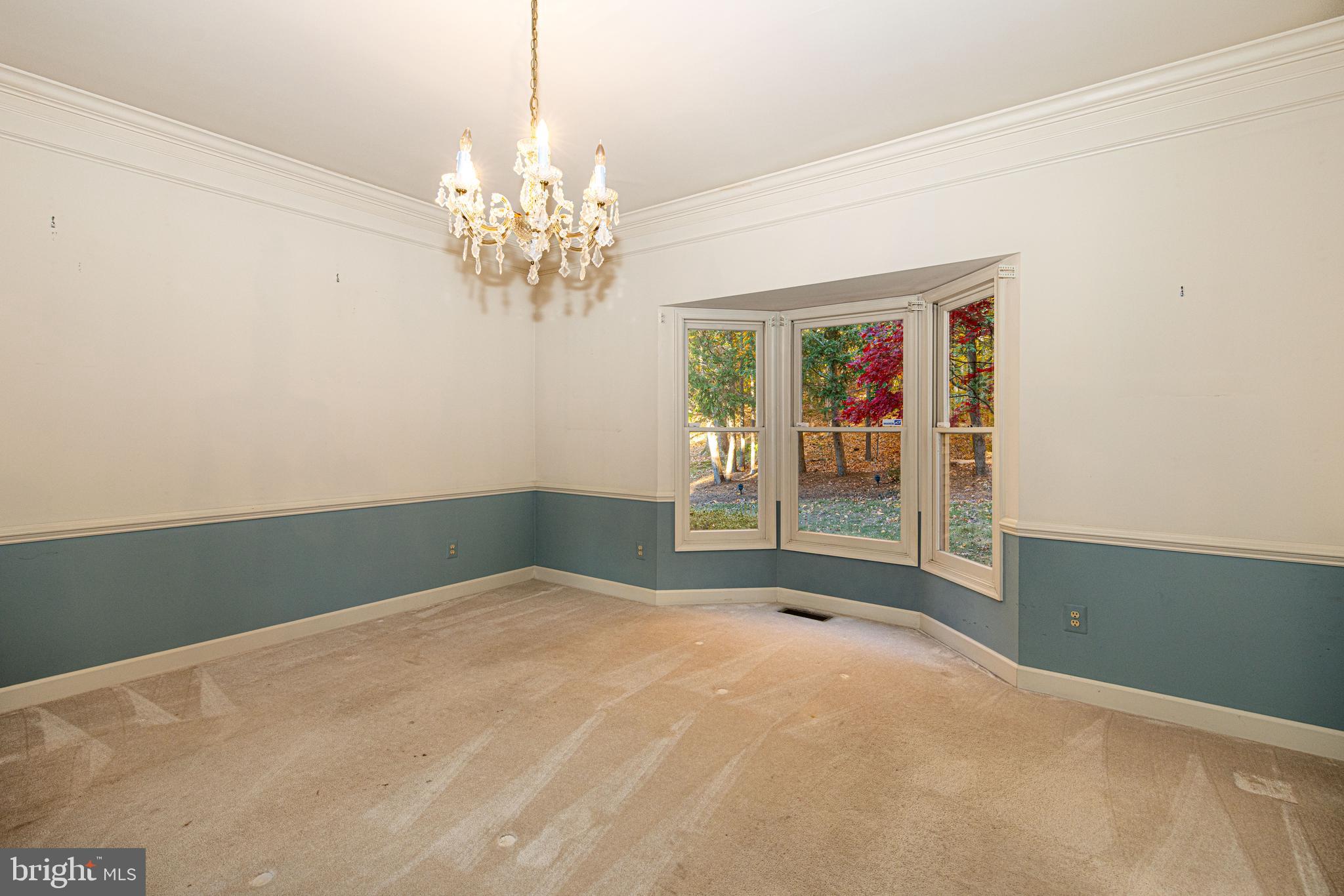 7981 OAK BRIDGE LANE