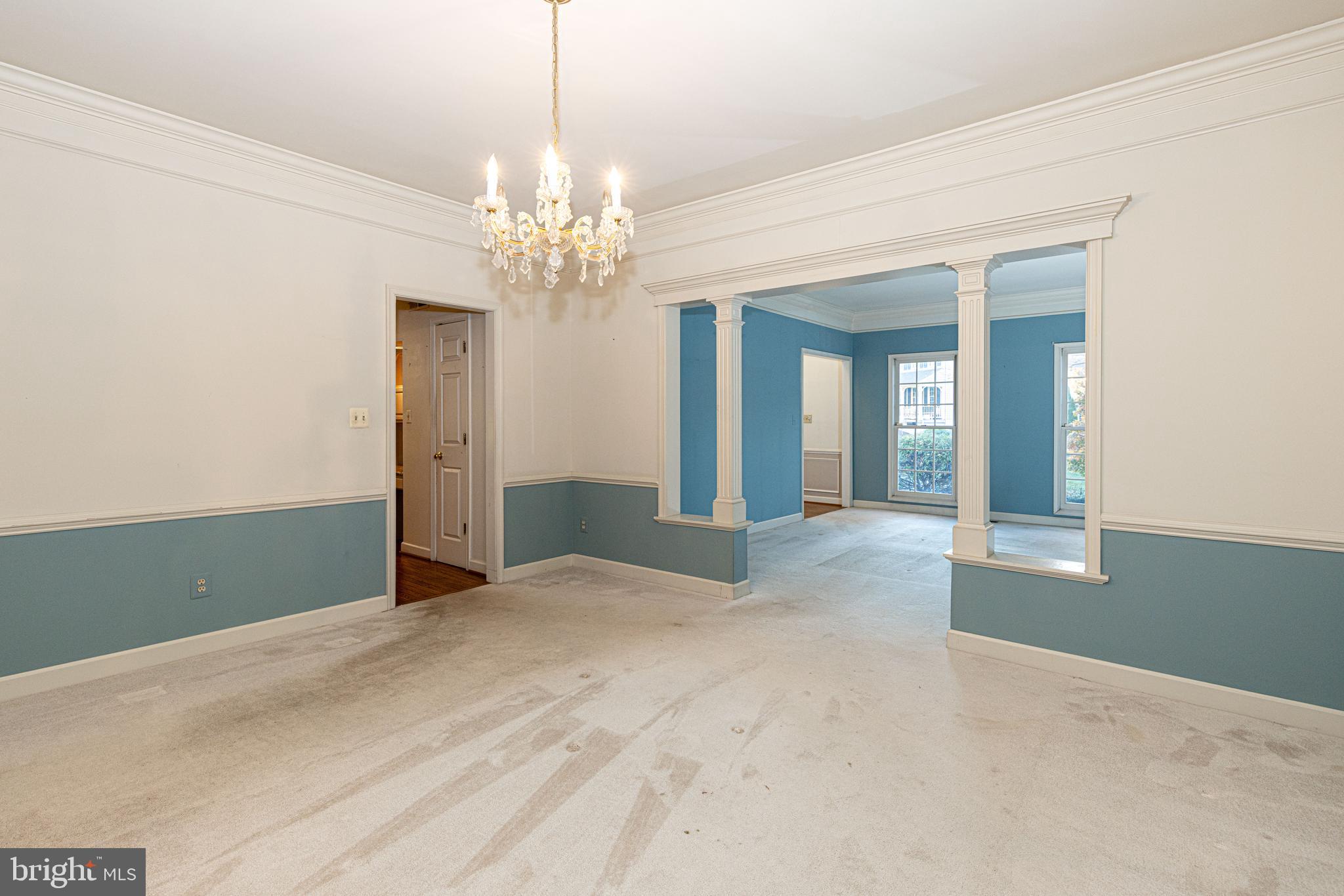 7981 OAK BRIDGE LANE