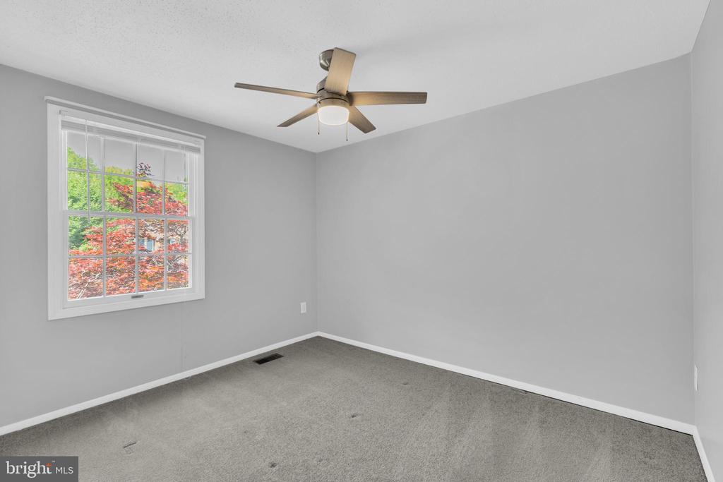 6806 HEATHERWAY COURT