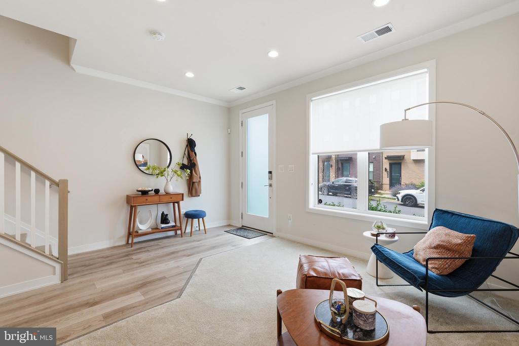 4691 CHARGER PLACE