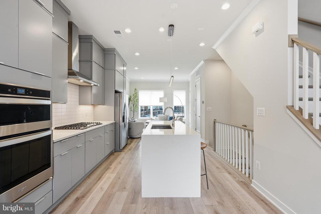 4691 CHARGER PLACE