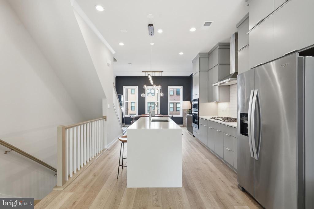 4691 CHARGER PLACE