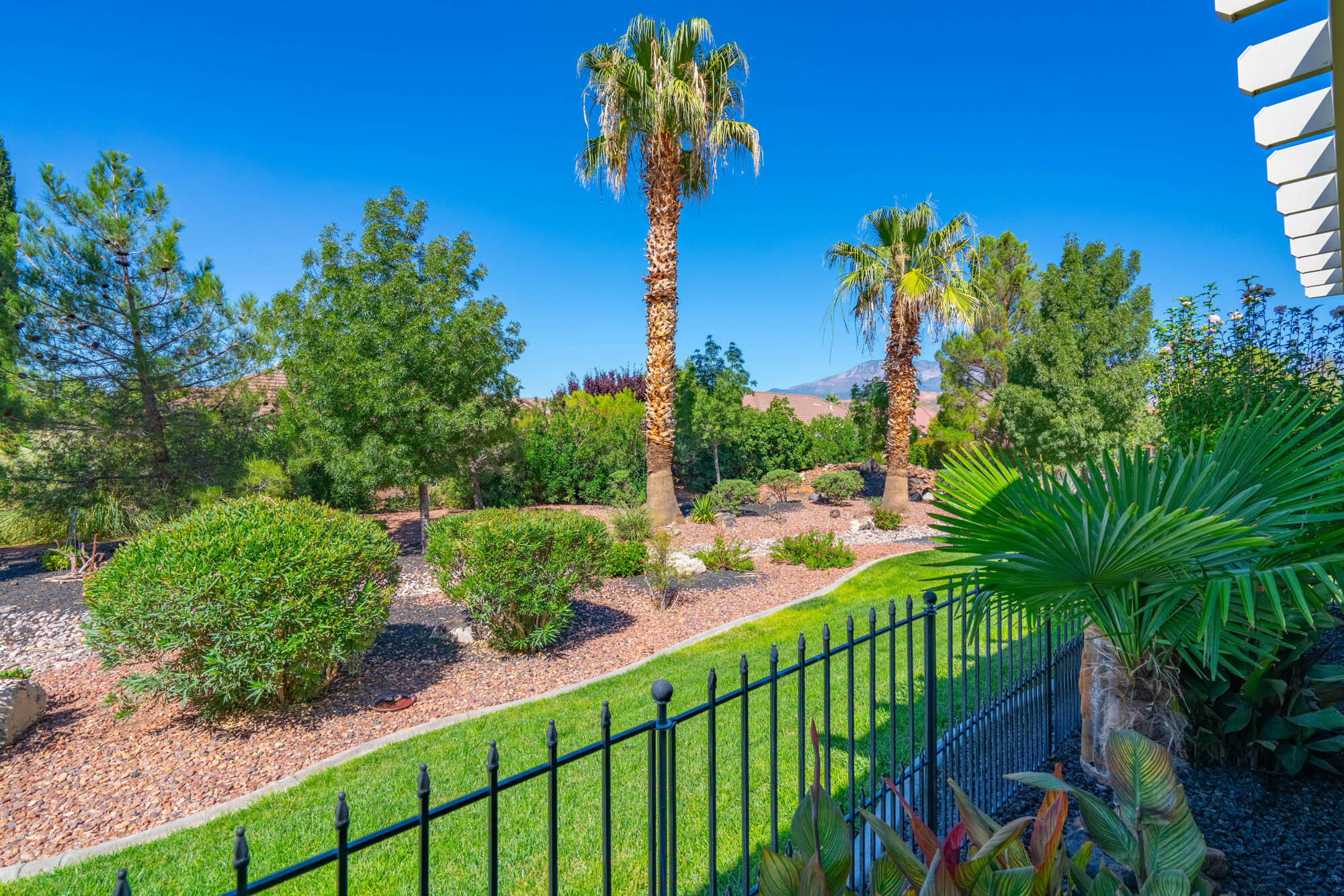 907 N Sky Mountain CT, Hurricane UT, 84737