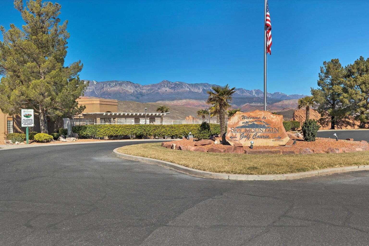 907 N Sky Mountain CT, Hurricane UT, 84737