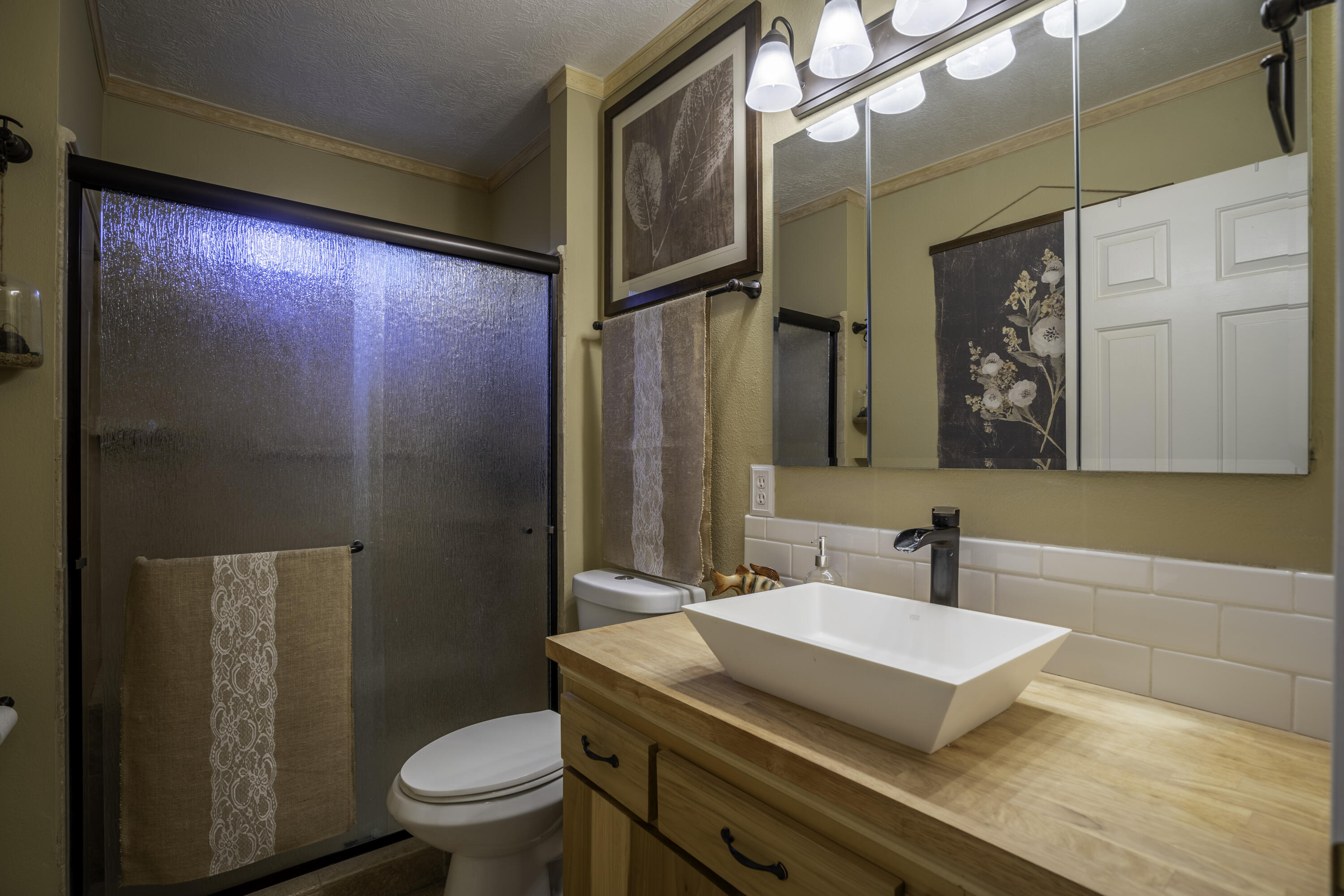 1050 W Red Hills Parkway Unit: #3