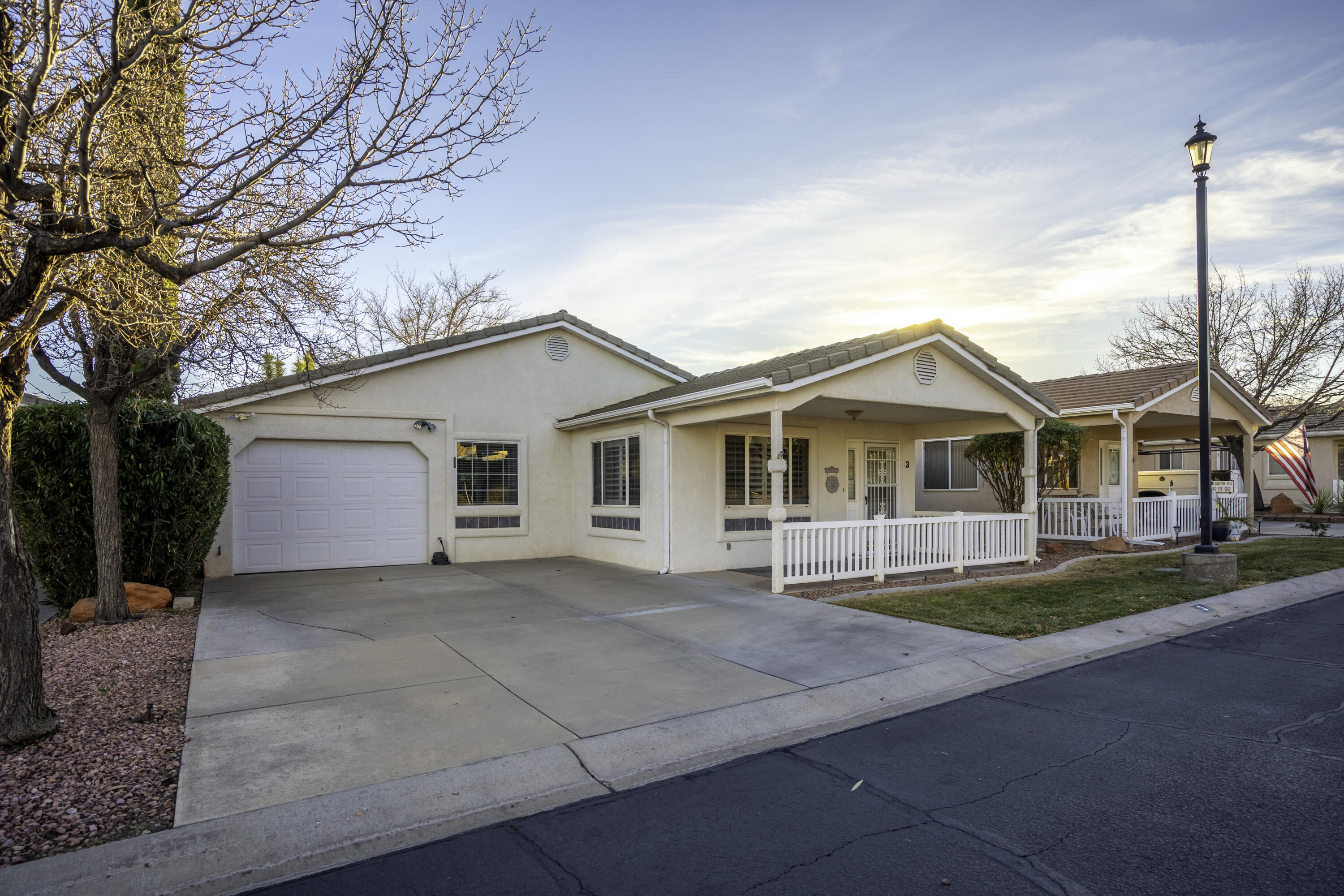 1050 W Red Hills Parkway Unit: #3