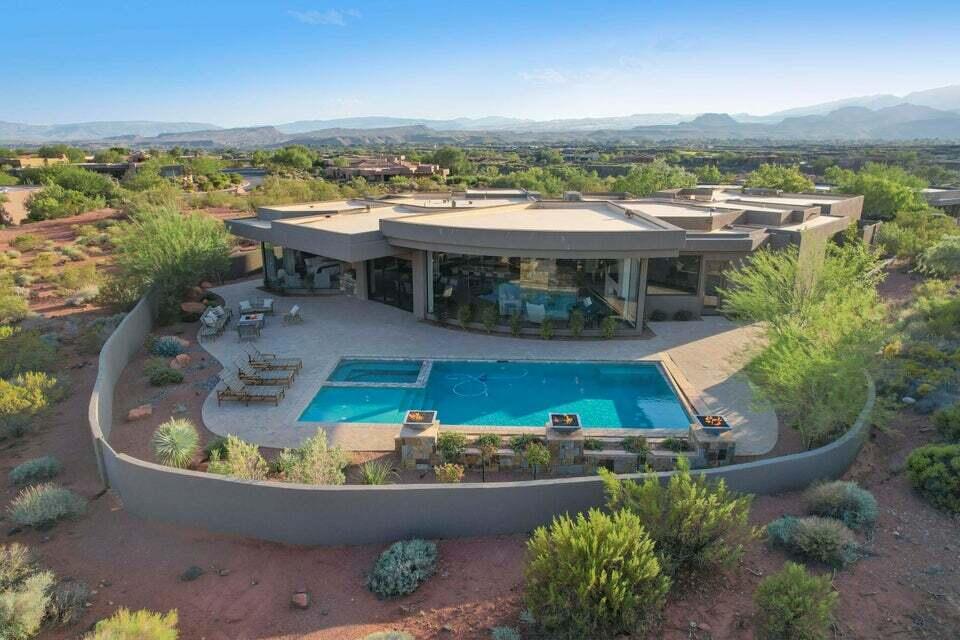 2570 N Anasazi Trail