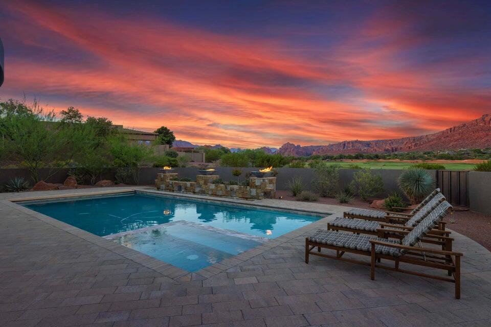 2570 N Anasazi Trail