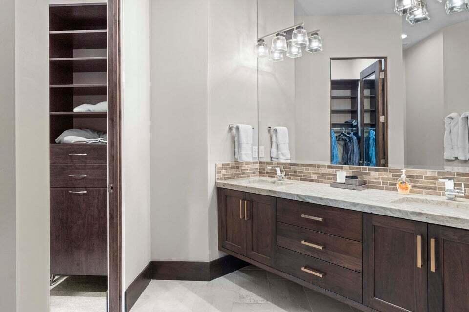 2570 N Anasazi Trail