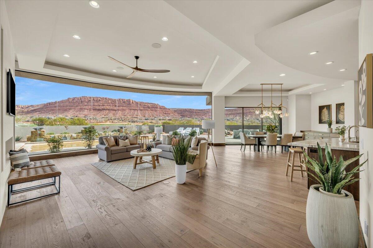 2570 N Anasazi Trail