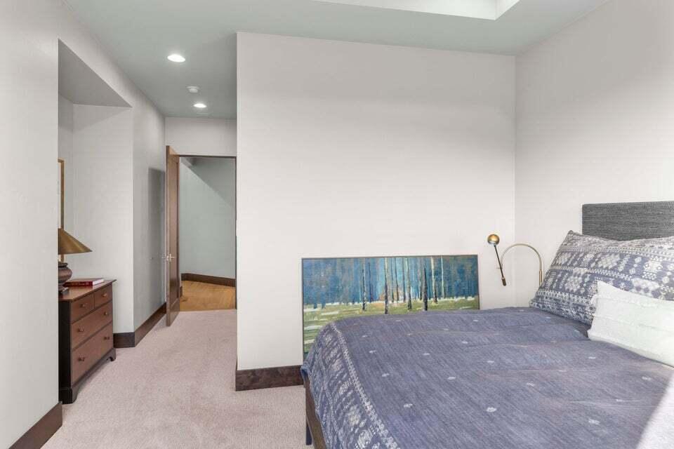 2570 N Anasazi Trail