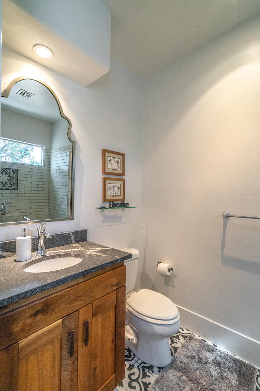 624 N Rock Garden LN