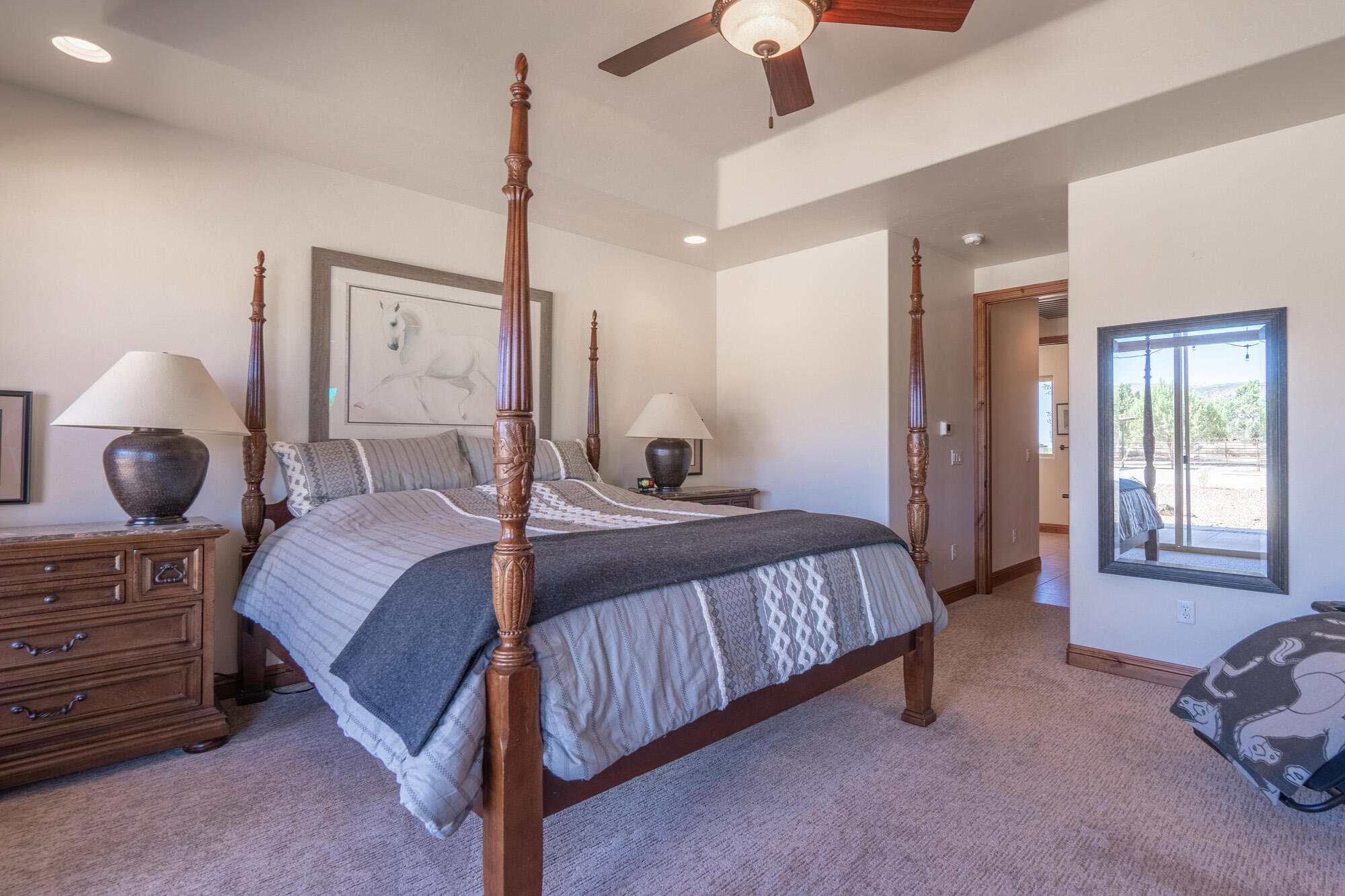 1542 N Canyon Trails DR