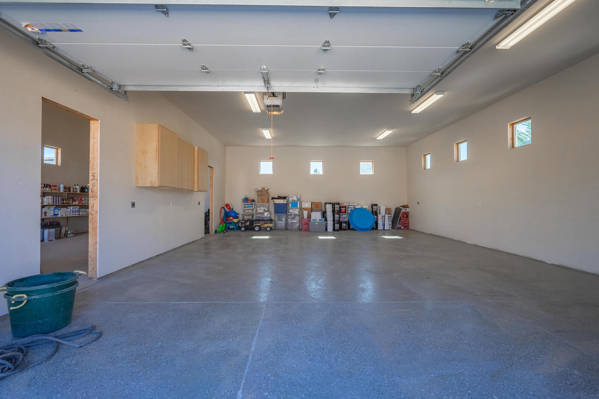 1542 N Canyon Trails DR