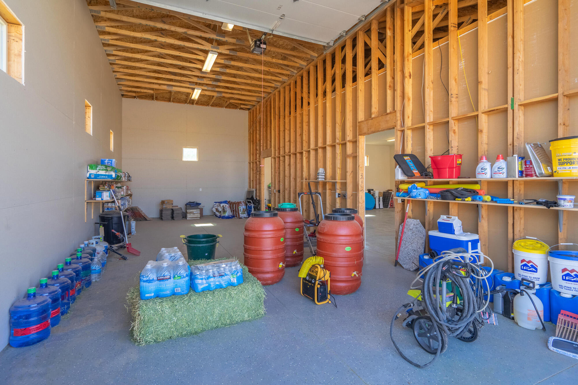 1542 N Canyon Trails DR