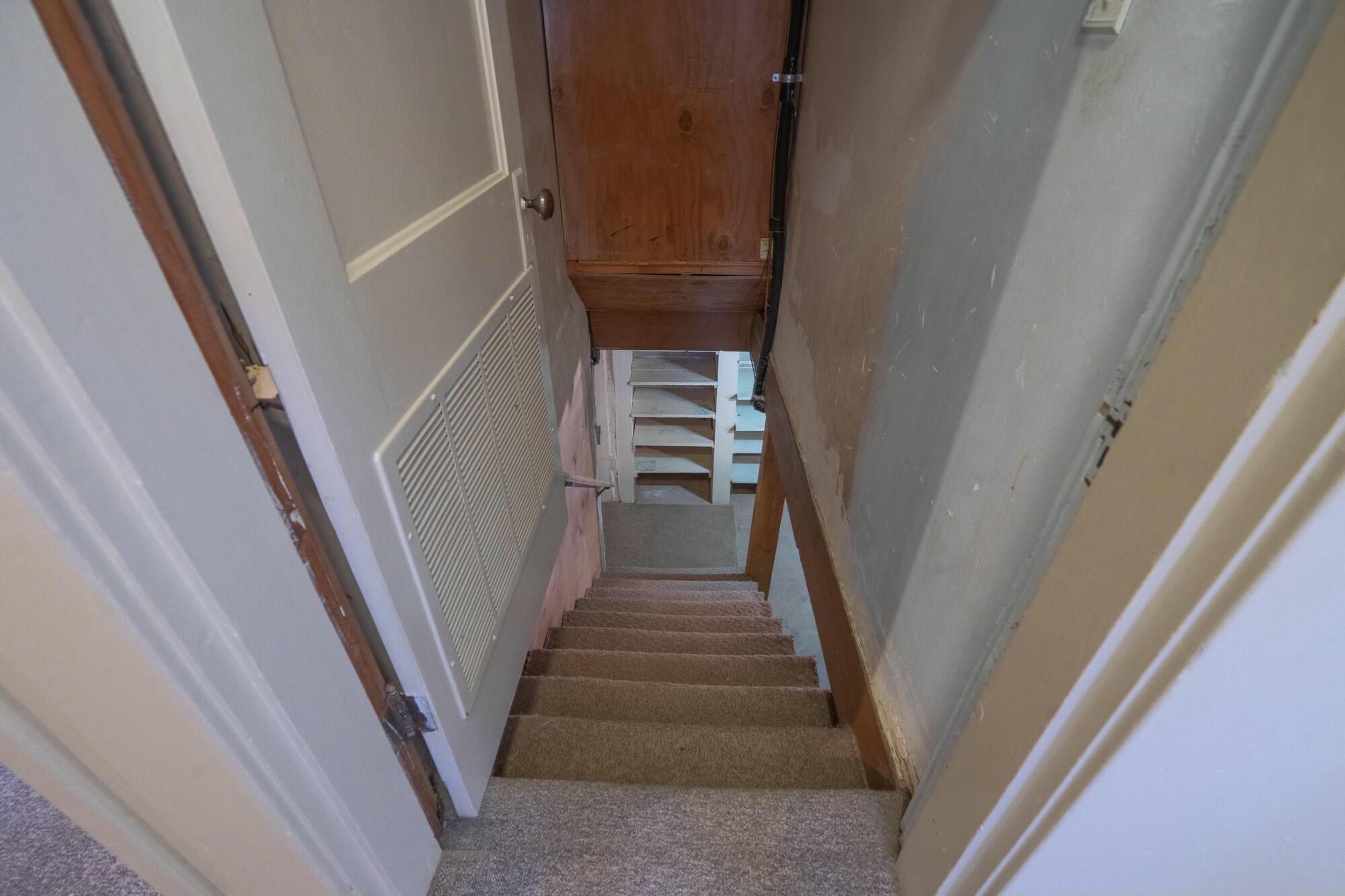 3136 Santa Clara DR