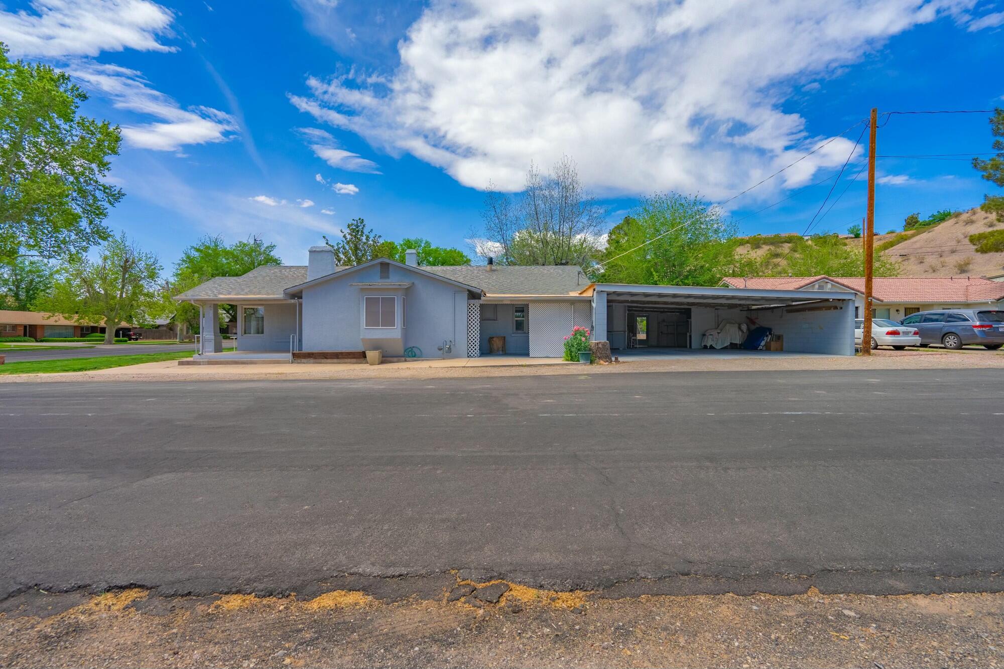 3136 Santa Clara DR