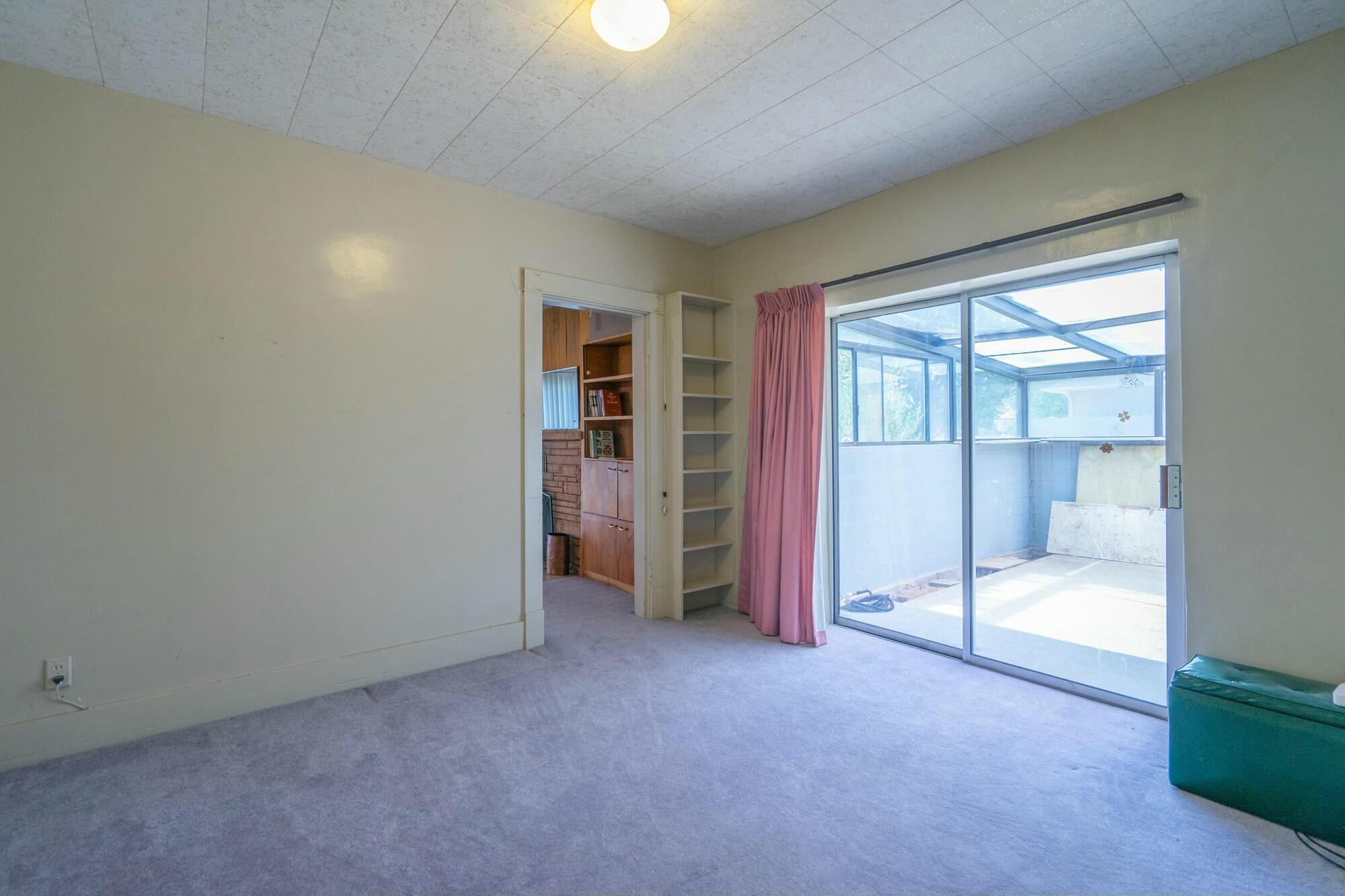 3136 Santa Clara DR