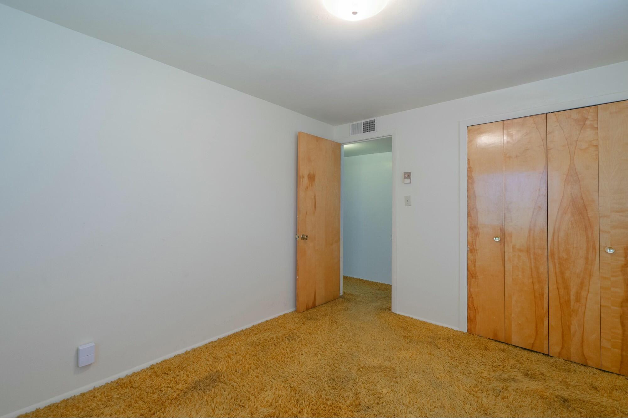 3136 Santa Clara DR