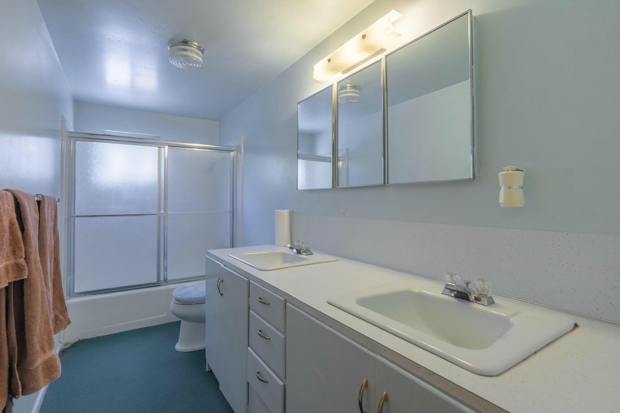 3136 Santa Clara DR