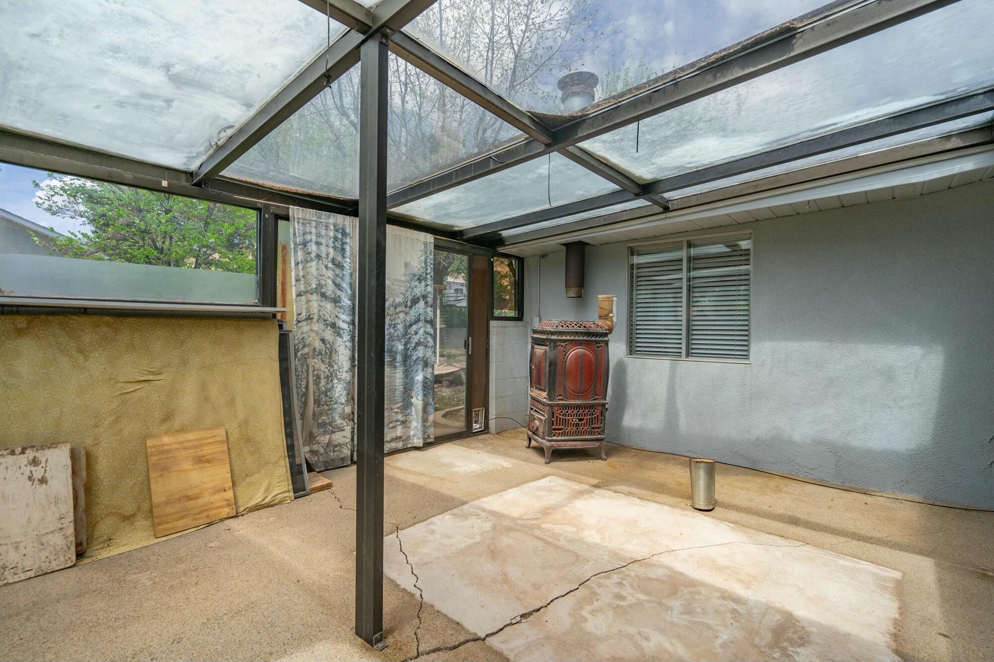 3136 Santa Clara DR