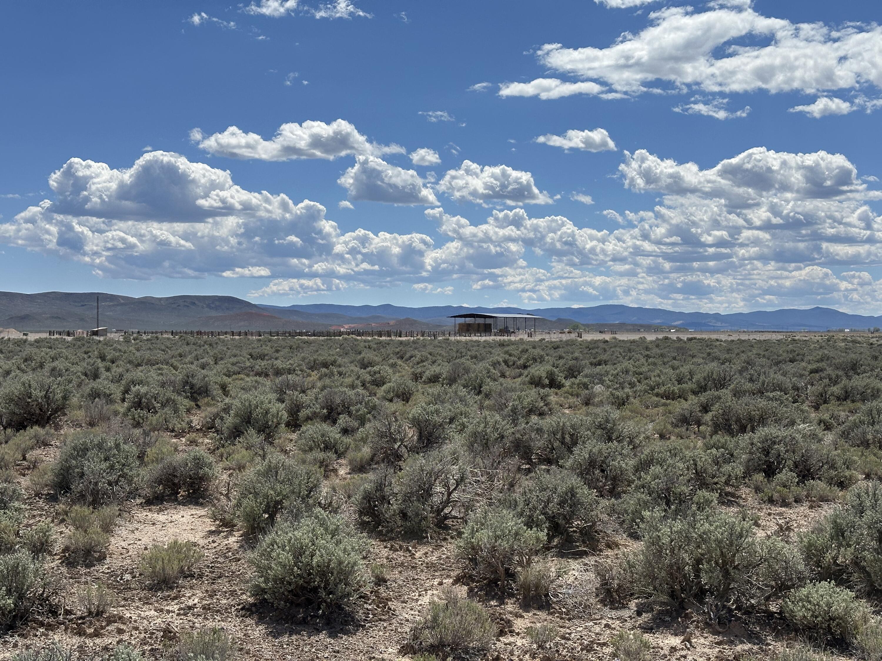 N 2400 W Unit: E-1618-0016-0000