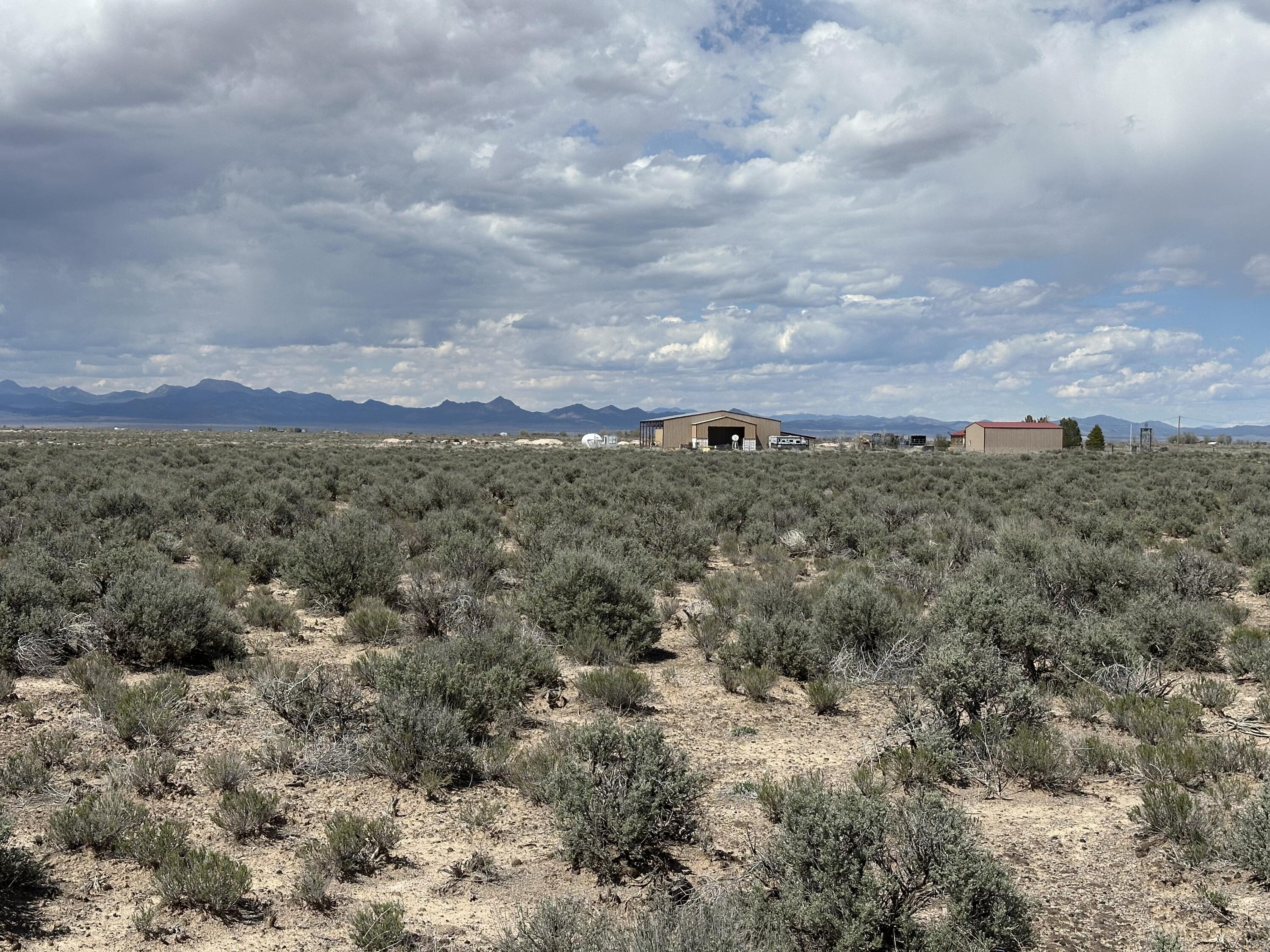 N 2400 W Unit: E-1618-0016-0000